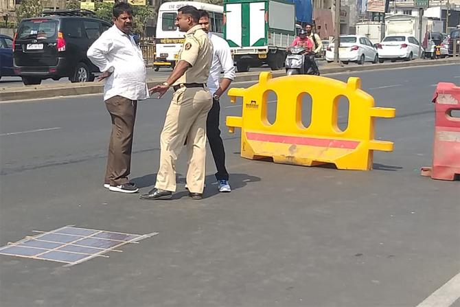 Mumbai admahadab Highway