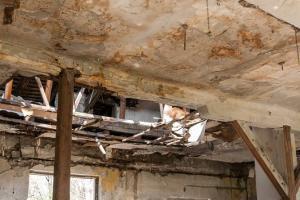 50-yr-old man dies after roof of home collapses in Uttar Pradesh