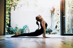 Mumbai: Learn yoga, how to make a cocktail at these workshops in Bandra