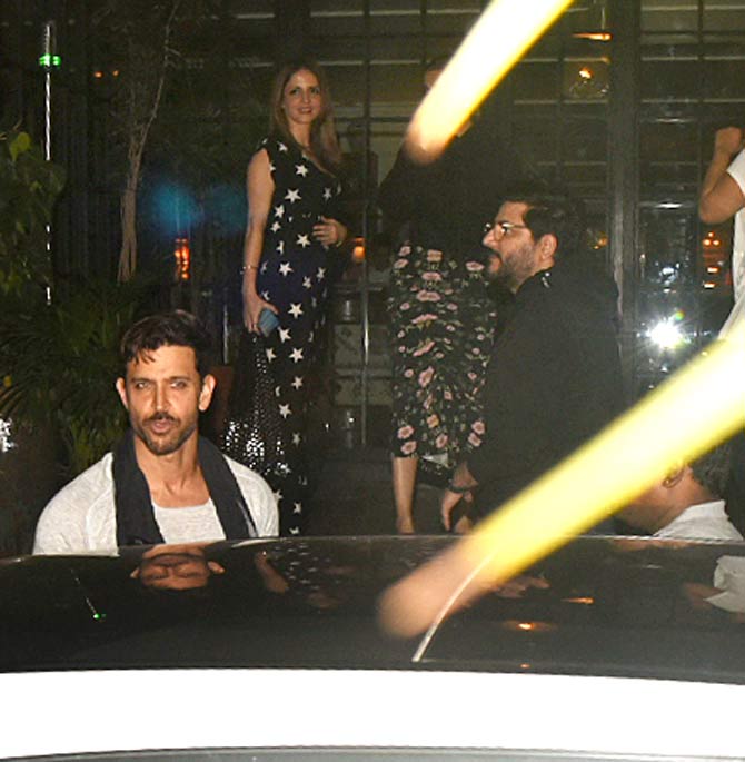 Birthday boy arrived with friends - Goldie, Sussanne and Sonali at the restaurant. While ex-wife opted for a starry black gown, Sonali Bendre looked pretty in her floral satin skirt, paired with a basic black top and mules for the outing.