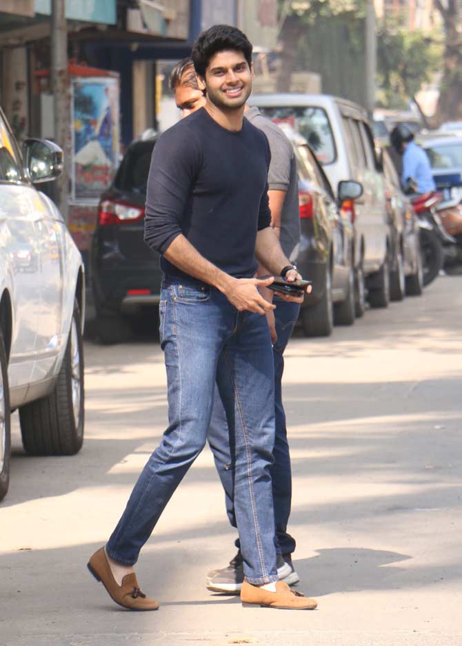 Bhagyashree's son Abhimanyu Dasani was spotted at a popular restaurant in Juhu, Mumbai. The budding Bollywood actor looked uber cool in his grey t-shirt, paired with basic denim and brown loafers. All pictures/Yogen Shah