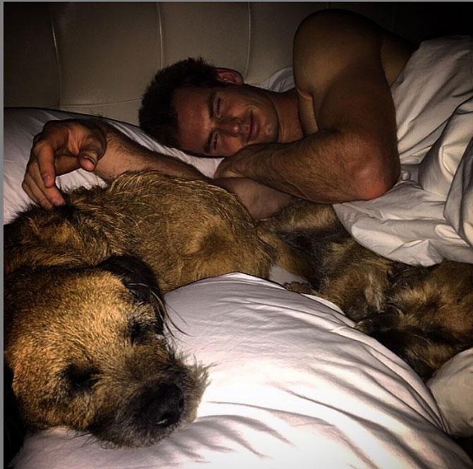 Andy Murray posted this picture with his pet dogs and wrote, 