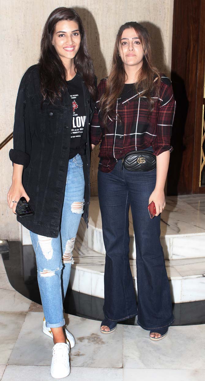 Kriti Sanon and Nupur Sanon were spotted at Manish Malhotra's residence in Bandra, Mumbai. The actress opted for distressed denim pants, paired with a black tee and a black denim long jacket. 