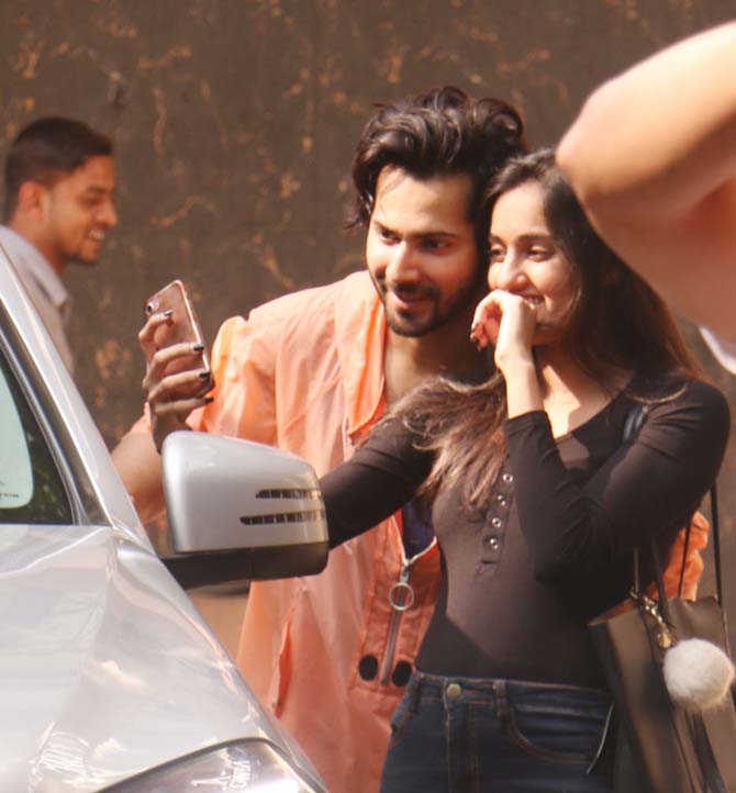 Varun Dhawan was spotted clicking pictures with his young fans in Bandra, Mumbai. On the professional front, Varun Dhawan will be next seen in Remo D'Souza's directorial venture, ABCD 3. 