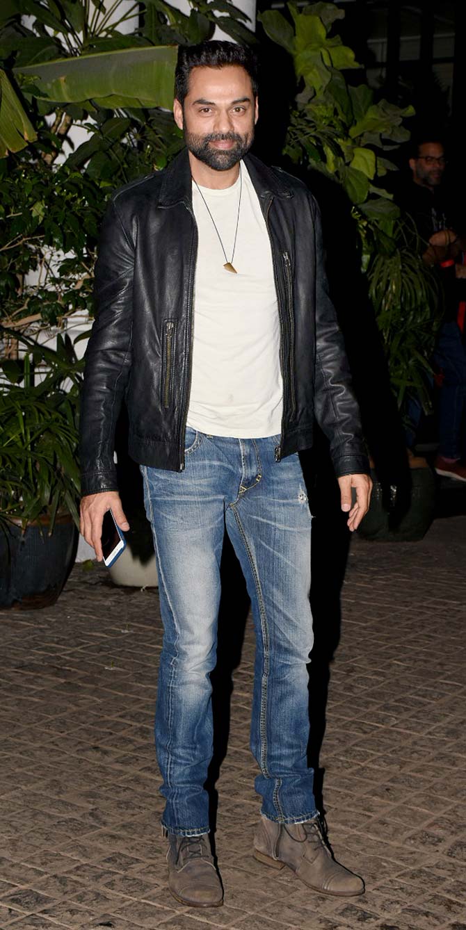 Abhay Deol was also spotted at his casual best at the popular restaurant. 