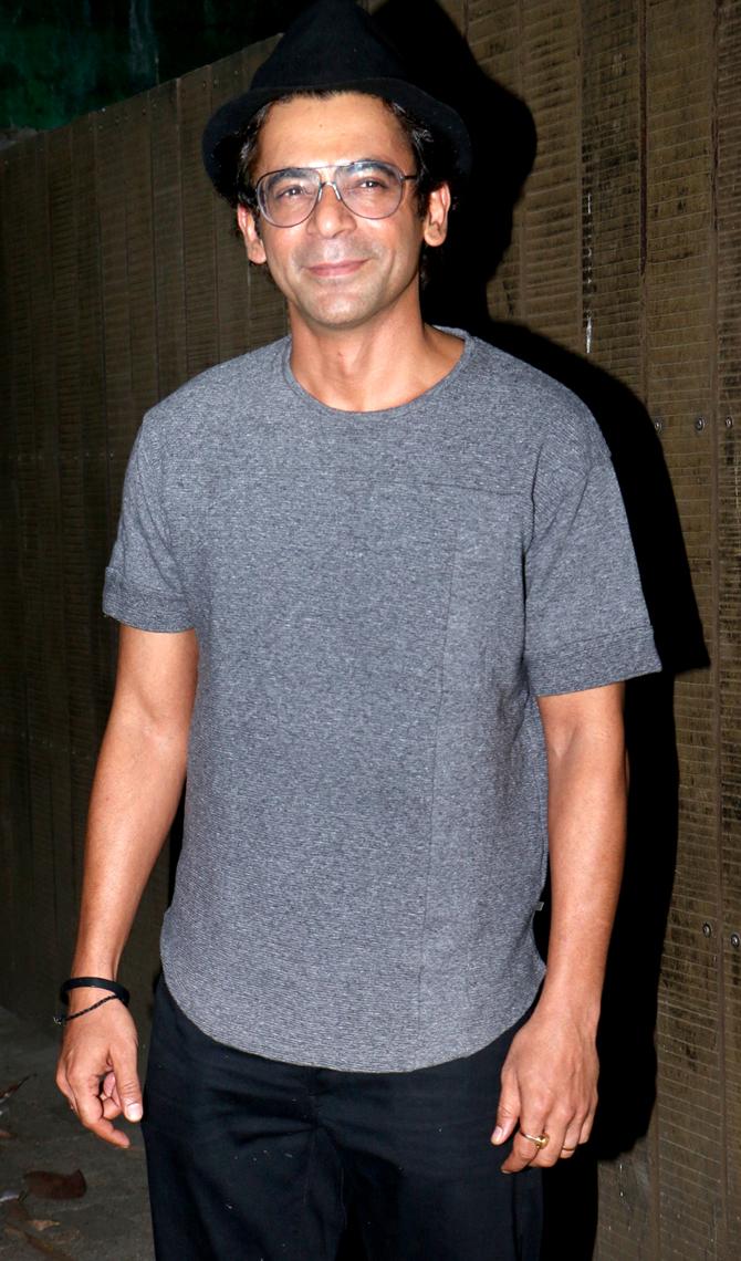 Sunil Grover looks hip in a grey t-shirt, trousers, funky glasses and hat. The actor will next be seen in Salman Khan-starrer Bharat.