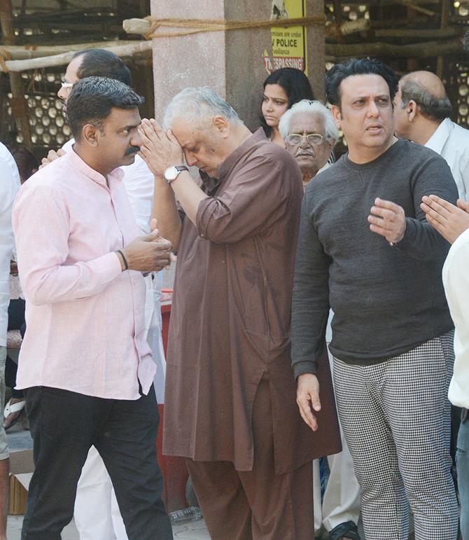 Govinda, along with his family, Krushna Abhishek, Ragini Khanna and other members from the family visited Janwendra's place in Versova on Thursday itself.