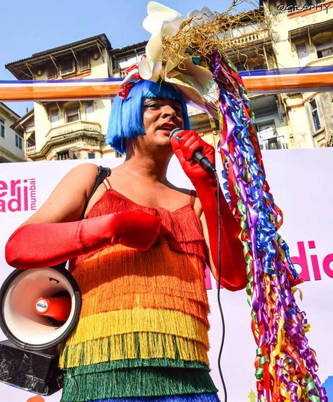 Harish Iyer is actively involved in promoting the rights of the lesbian, gay, bisexual, and transgender community, children, women, animals, and survivors of child sexual abuse.
In picture: Harish Iyer looks vibrant and stunning as he speaks for the rights of the LGBTQ community.