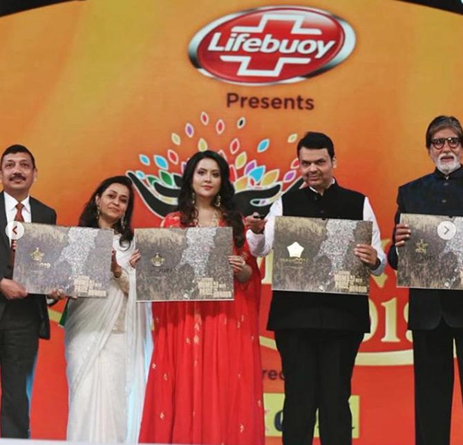 Bollywood stars Alia Bhatt, Shraddha Kapoor, Katrina Kaif, Karisma Kapoor, Janhvi Kapoor, and many other celebrities attended the Umang 2019 event, which was held at Bandra Kurla Complex [BKC], Bandra, Mumbai.