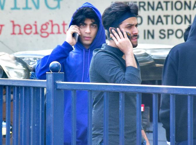 Aryan Khan's Bollywood debut has been highly-awaited by audience. However, Shah Rukh Khan has time and again clarified that his son will not foray into acting. Not that he wouldn't enter Bollywood, but the star kid aspires to become a director.