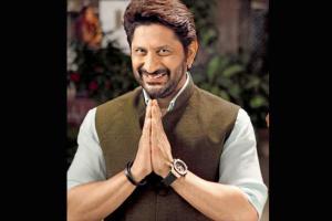 Fraud Saiyaan actor Arshad Warsi gifts shoes to his crew members
