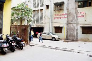 Mumbai: Bussa Estate residents sound alarm on access road shrinking