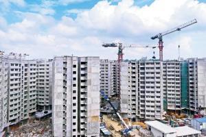 Get flat buyers out of illegal occupation (fire) trap, say activists