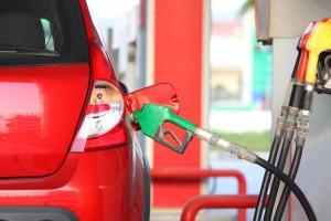 Diesel prices up by 10 paise, petrol remains unchanged
