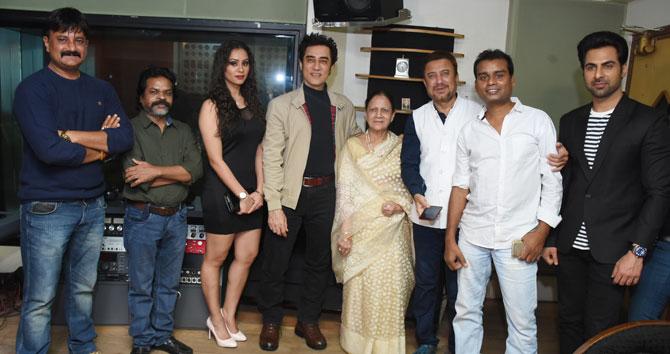 Faissal Khan with mother Zeenat and the team of Factory