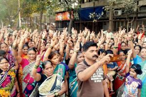 BEST strike in Mumbai: High court issues ultimatum to striking workers