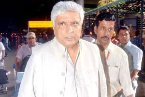 Rajkumar Hirani among 'most decent' people in Javed Akhtar's book
