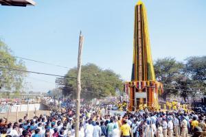 Tight security as over 15 lakh pay tributes in Pune