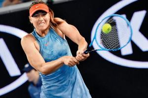 Australiain Open: Sizzling Sharapova sets up Wozniacki date