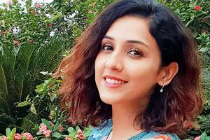 Neeti Mohan launches her latest single, Kithe Reh Gaya