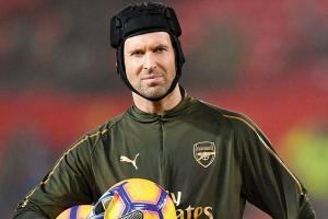 Arsenal 'keeper Petr Cech to retire at end of season