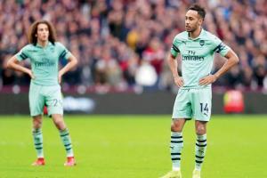 Arsenal gunned down