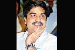 Is Shiv Sena leadership hobnobbing with Cong brass? asks Prem Shukla