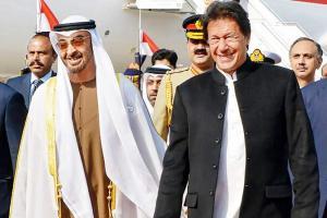 Abu Dhabi Crown Prince meets Pakistan PM Imran Khan over aid