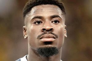 Spurs' Aurier released after assault charge