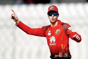 Banned David Warner and Steve Smith make low-scoring BPL debut