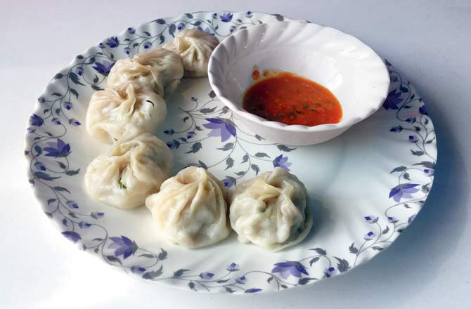 Steamed chicken momo