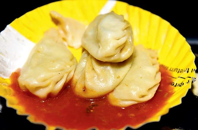 Steamed chicken momo