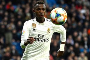 Real Madrid coach praises young rising star Vinicius Jr