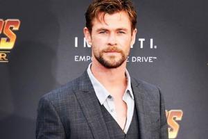 Chris Hemsworth giving major fitness goals with new video