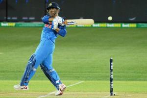 Sachin, Sehwag, Laxman praise Dhoni and Kohli after India's win