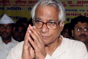Former Defence Minister George Fernandes passes away at age 88