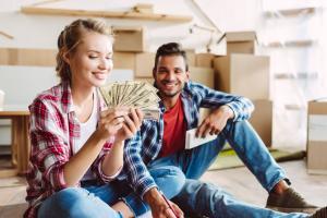 Boyfriend pays girlfriend Rs 4,500 whenever he stays out late at night