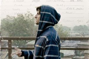 Gully Boy teaser is out; Ranveer Singh shows off his rapping skills