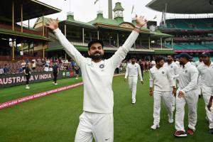 Virat Kohli first ever to clean sweep all ICC Awards, Twitter explodes!