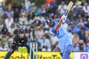 Kohli, Rohit, bowlers help India take 3-0 ODI series lead against NZ