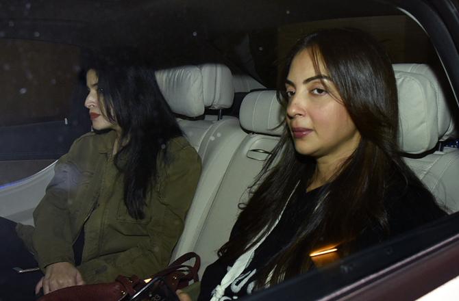 Maheep Kapoor and Seema Khan