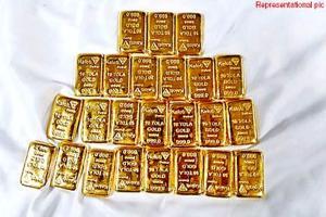 Gold worth Rs 55 lakh seized, two airline staff arrested