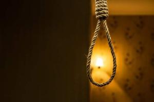 Woman hanged from tree Kalyan: Cops suspect honour killing