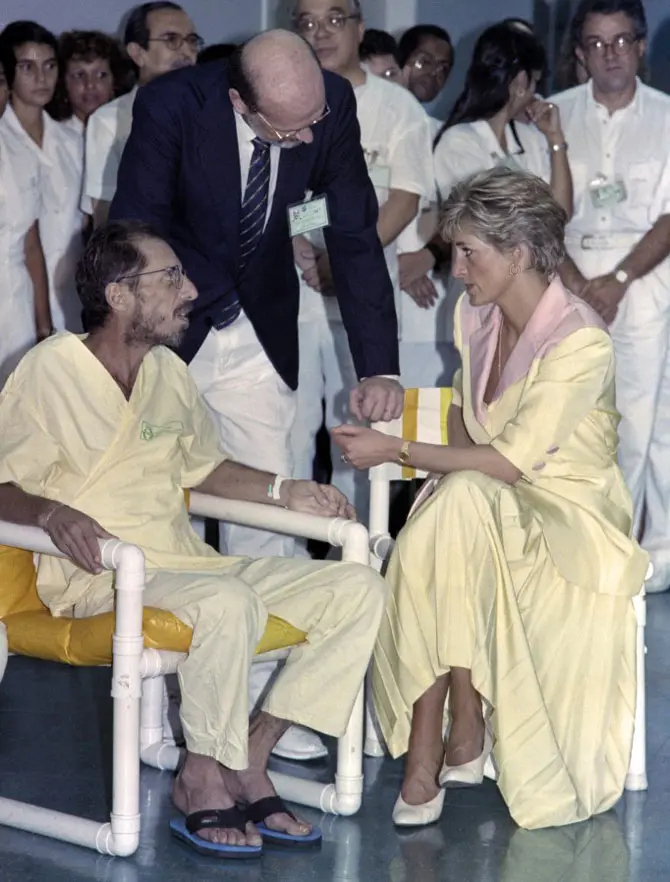 Diana made history in April 1987 when she was photographed shaking an HIV patient's hand without wearing gloves. The photo helped spread the message of HIV awareness and educate the public's perception of the illness. That day, the Princess opened the UK's first HIV/Aids unit at London Middlesex Hospital that specifically treated patients infected with the virus