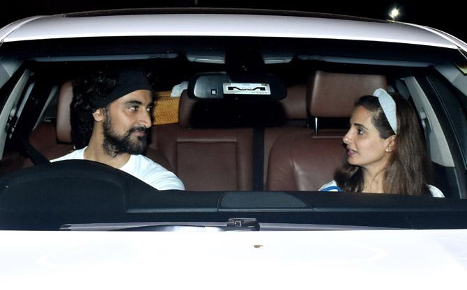 After playing a drama teacher in the feature film Noblemen, which is based on the issue of bullying in schools, actor Kunal Kapoor has recently urged people to deal with the issue more seriously as it can cause immeasurable harm to the victims. 