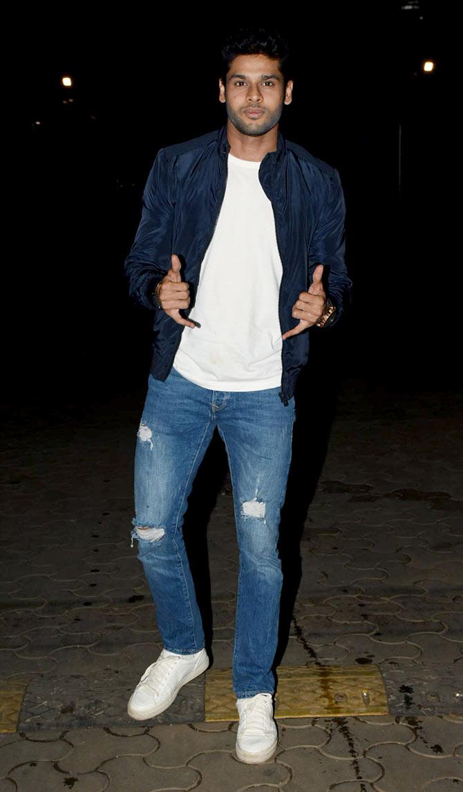 The makers of Super 30 hosted a special screening at a popular multiplex in Andheri, Mumbai. It was attended by who's who of B-town and television industry. Abhimanyu Dassani, who made his Bollywood debut with Mard Ko Dard Nahi Hota attended the special screening of the film. 