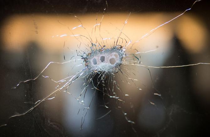 Mitali Chandola: On June 23, 2019, a woman journalist on was shot and wounded by a group of unidentified men in east Delhi's Vasundhara Enclave. The incident occurred at 12.30 a.m. when Mitali Chandola was driving her Hyundai i20 car when the attackers in another car intercepted her and fired two shots aiming to kill her. The journalist survived the horrific incident and was said to be stable after the incident. Chandola reportedly worked for a news channel based in Noida.


