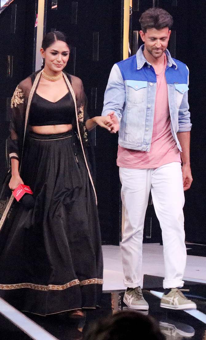 Mrunal thakur 2025 and hrithik roshan