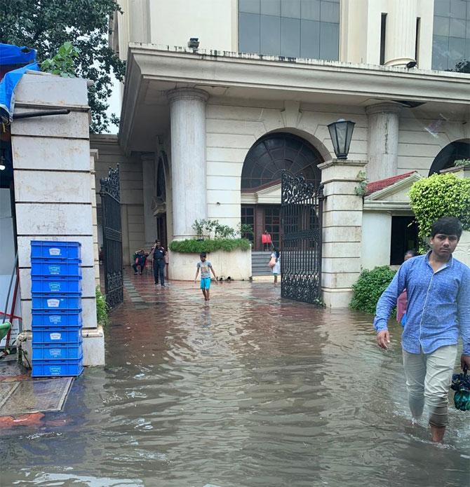 Water-logging outside RNA Corporate Park, Bandra. Pic/Rachna Kanwar