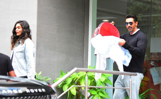 Arjun Rampal was previously married to former Miss India Mehr Jesia. They have two daughters, Maahika and Myra. The couple separated last year after 20 years of marriage.